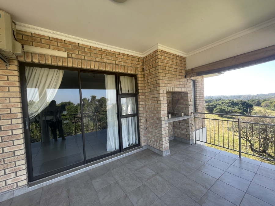 5 Bedroom Property for Sale in Cove Rock Eastern Cape